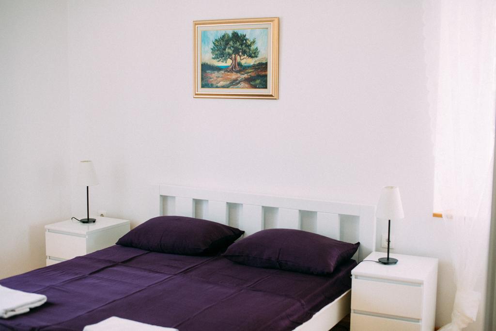 Apartments And Rooms Ille Шибеник Экстерьер фото